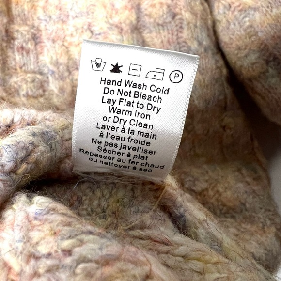 Anthropologie Heartloom Freya Cozy Chunky Knit Neutral Pastel Sweater NWT Medium - Picture 14 of 16